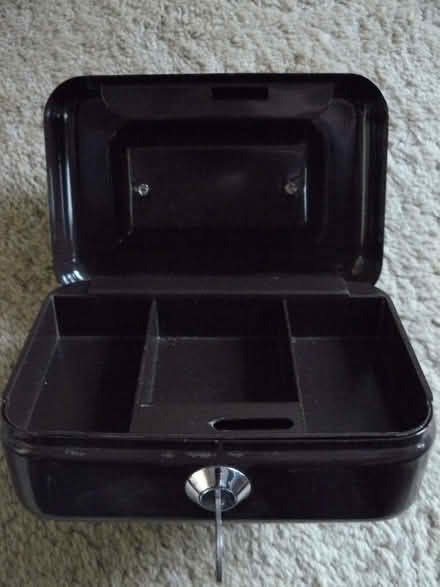 Photo of free Small lockable metal cash box/storage box & key (Kempsey WR5) #2