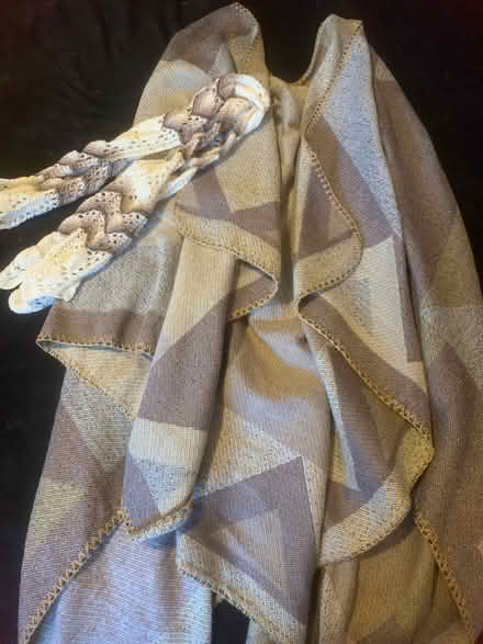 Photo of free One poncho / warm wrap & scarf (Orpington) #1