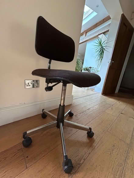 Photo of free Chair (Sunningdale SL5) #1