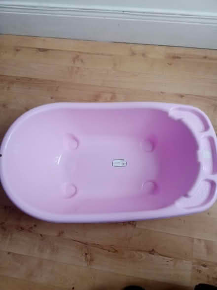 Photo of free Baby bath (WS2 Walsall) #2