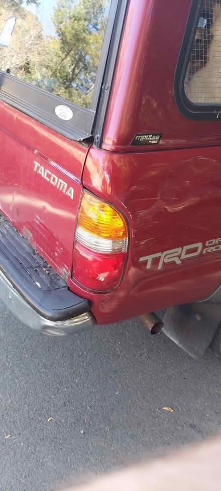 Photo of 01-04 Toyota Tacoma tail light/bump (Marin) #1