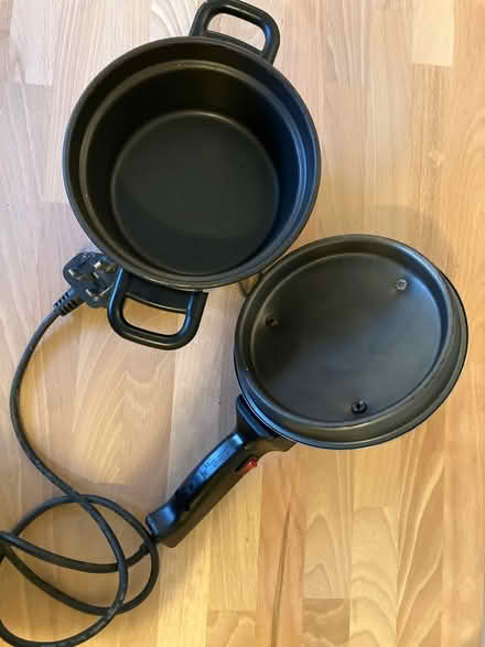 Photo of free Ramoska electric cooking pot (Friern Barnet N11) #2