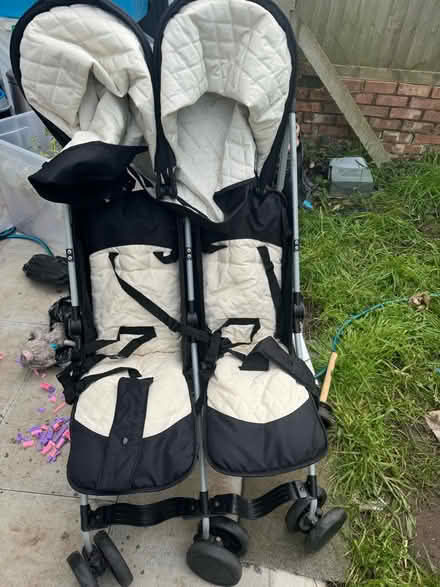 Photo of free Double pram (Dagenham RM9) #1