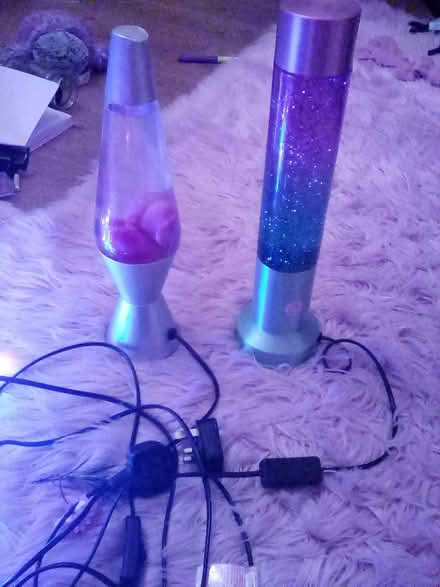 Photo of free Lava lamp and glitter lamp (Wallasey) #1