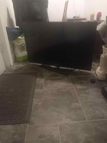 Photo of free Flat screen TV (Glastonbury Northload BA6) #3