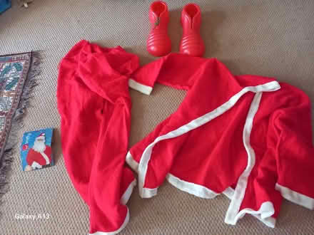 Photo of free santa outfit (Great Bedwyn SN8) #1