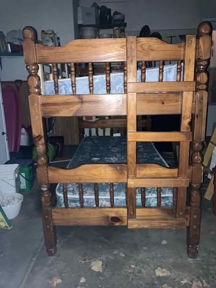 Photo of free Bunk Beds (Wyoming near 36th/Burlingame) #2