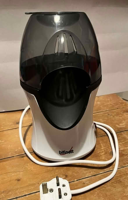 Photo of free Popcorn maker (BT6) #1