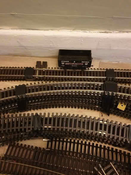 Photo of free 00 Model railway track various bits (Hampton) #1