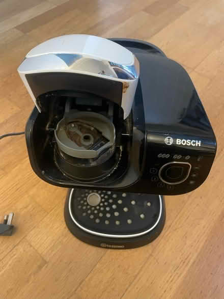 Photo of free Tassimo coffee machine (Potters bar EN6) #3