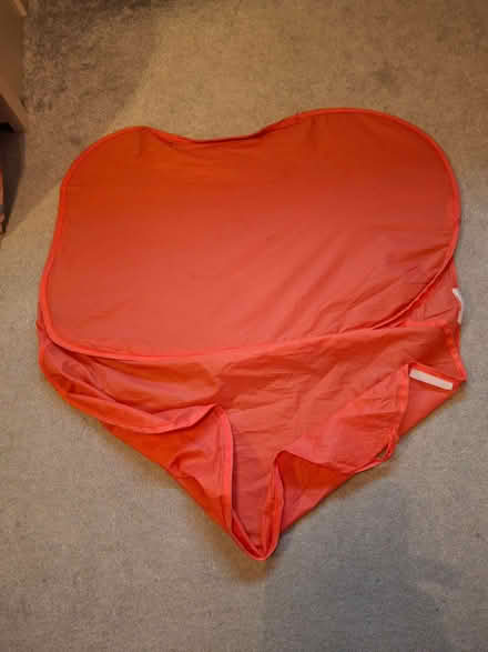 Photo of free Pop up play tent (Newall LS21) #4