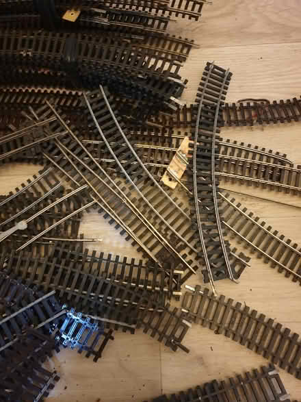 Photo of free 00 Model railway track various bits (Hampton) #2