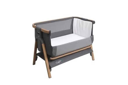 Photo of free Baby Crib (PA1) #1