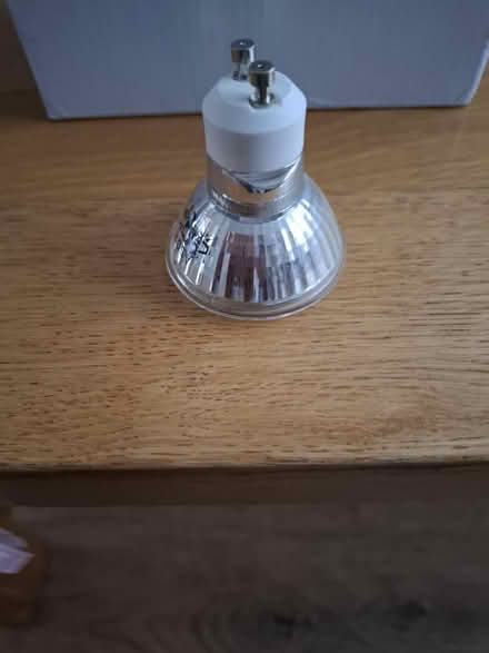 Photo of free Gu10 light bulbs original not LED (CH49) #2