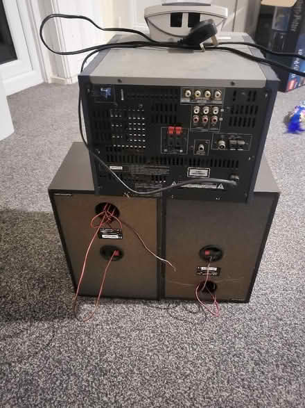 Photo of free Kenwood Stereo and Speakers (Guilsfield SY21) #3