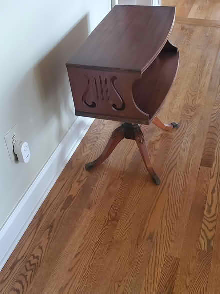 Photo of free End Table (Harleysville PA) #2