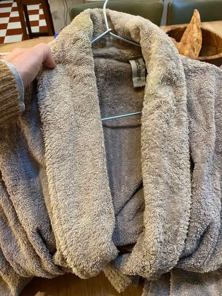 Photo of free Men’s Bathrobe - very thick (Acton W3) #2