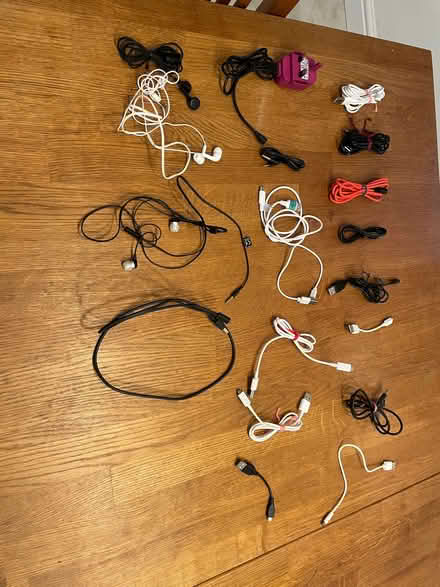 Photo of free Various charging cables and ear phones (Oswestry SY11) #1