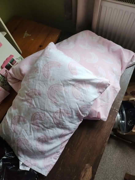 Photo of free Toddler bed duvet cover and pillow. (Cam GL11) #1