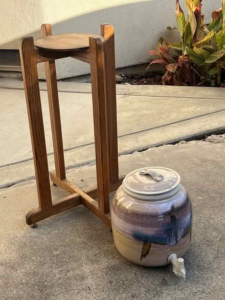 Photo of free Ceramic Beverage Dispenser w/Stand (Campbell) #2