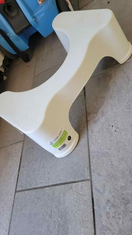 Photo of free Squatty potty (Aberdeen by train station) #1