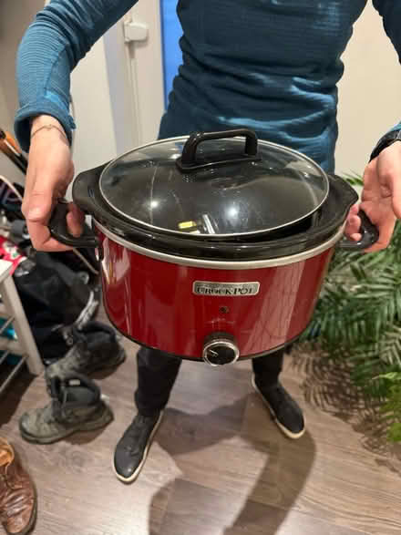 Photo of free Slow Cooker (N22 Wood Green) #1