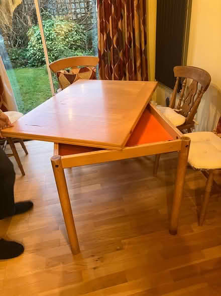 Photo of free Extendable dining table (Desford, Leicester LE9) #3