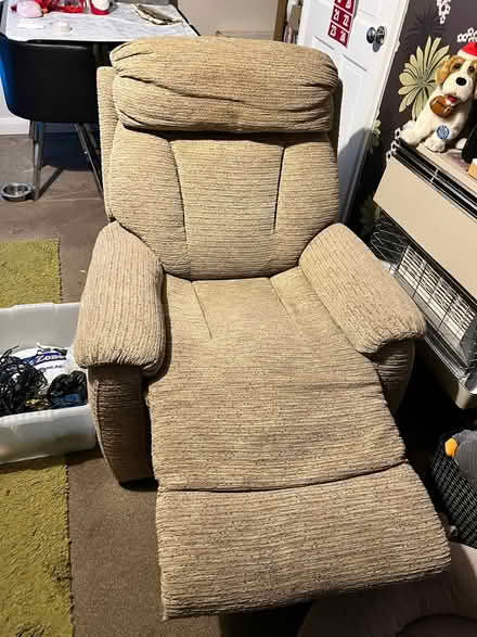 Photo of free Lazy boy Recliner 3 piece suite (Norwich) #2