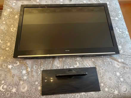 Photo of free TV Flat Screen 42” (Chessington KT9) #1