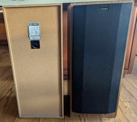 Photo of free Fisher 3-way speakers (Pepperell, MA) #2