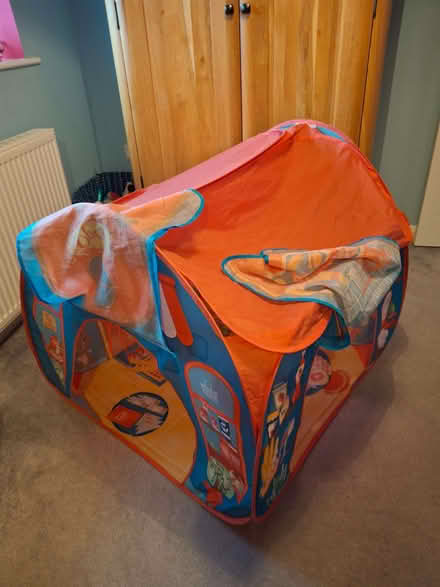 Photo of free Pop up play tent (Newall LS21) #3