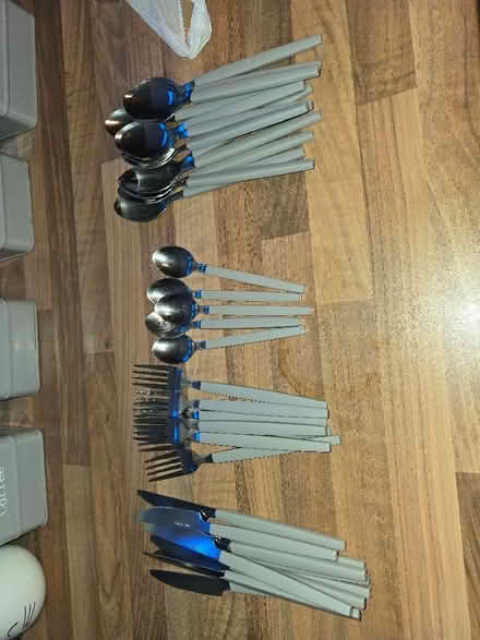 Photo of free Grey Knife/fork/spoon set. (West Croydon CR0) #1