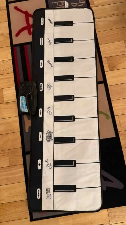 Photo of free Kids floor piano (W4) #1