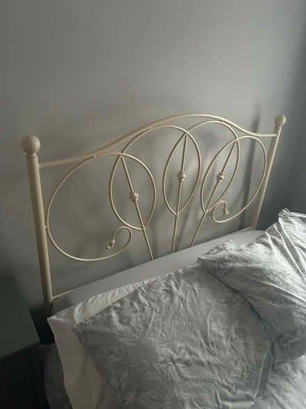 Photo of free Headboard double (New Boultham LN5) #1