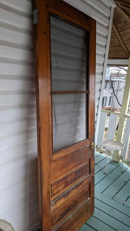 Photo of free Door and screen door (Hintonburg) #3