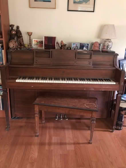 Photo of free spinet piano (Forest Knolls--west of Fairfax) #1