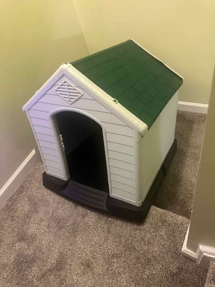 Photo of free Plastic Doghouse (Dumfries) #2