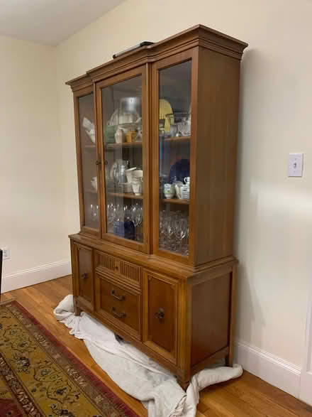 Photo of free China cabinet (Lexington) #3