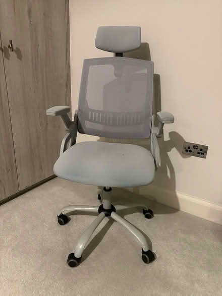 Photo of free Office chair (SW20) #1