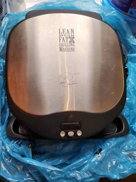 Photo of free George Forman grill (Farnborough GU14) #1