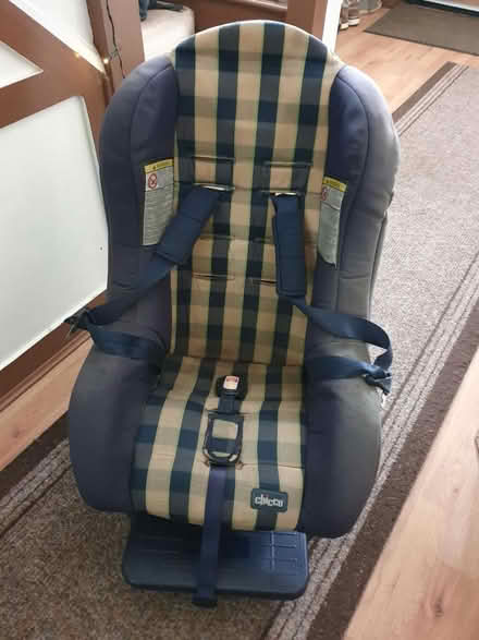 Photo of free Childs car seat with adj belts/step (Hounslow TW5) #1