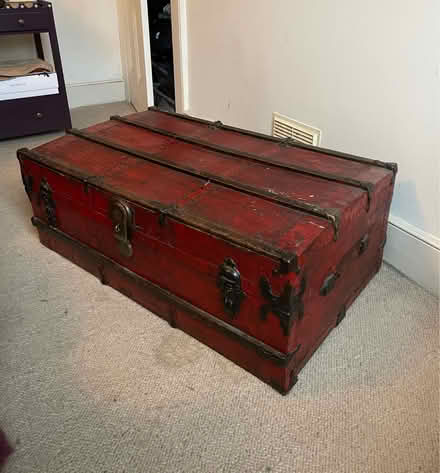 Photo of free Large red trunk (Camberwell SE5) #2