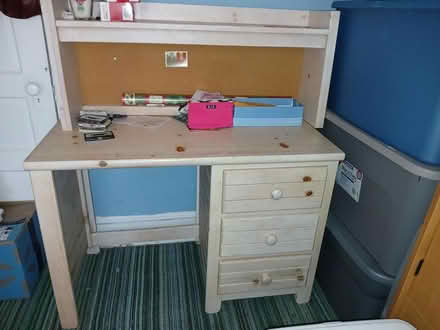 Photo of free Desk (Havertown) #1