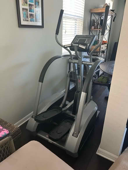 Photo of free Elliptical machine (Lutz 33558) #1