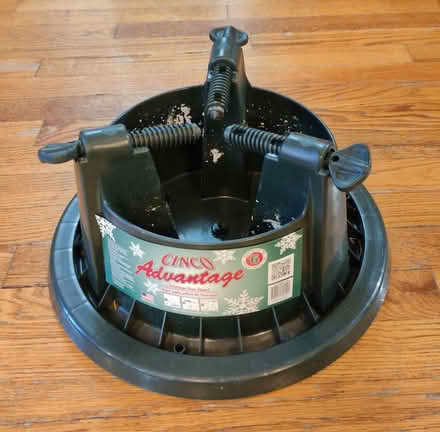 Photo of free molded plastic tree stand (Washington Heights/Inwood) #1