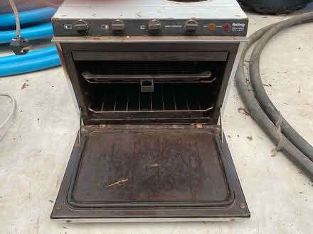 Photo of free Baby Belling hot plates oven grill (Wells BA5) #2