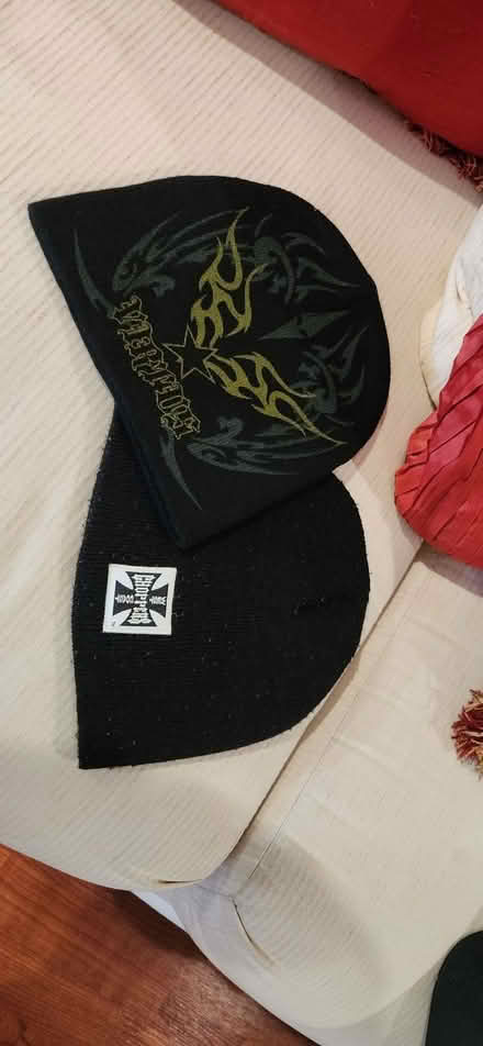 Photo of free woven beanies, caps/hats (94587) #2