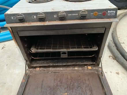 Photo of free Baby Belling hot plates oven grill (Wells BA5) #3