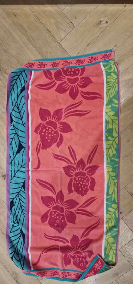 Photo of free Collection of three beach towels (Freezywater EN3) #3