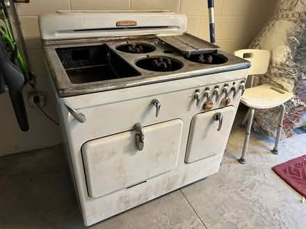 Photo of free Chambers Stove (Midway) #1